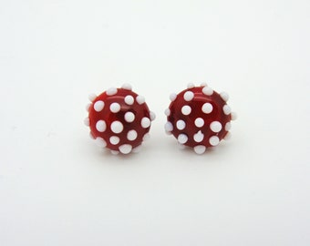 Lampwork Ohrstecker mit erhabenen Polka Dots, Rot oder Schwarz mit weissen Punkten, Chirurgenstahl Stecker, fröhliche Pünktchen Ohrstecker