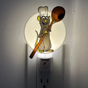 Remy Ratatouille night light, Mouse Chef Light (Plug-in, LED), Disney kitchen decoration, Remy Ratatouille sign, Disneyland bedroom decor