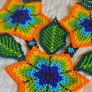 Tres Estrellas Beaded Necklace