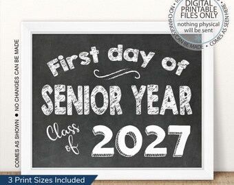 Druckbar Ich bin ein Senior, Erster Tag des Alters Schild, Erster Tag, Zurück in der Schule Zeichen, Erster Schultag Tafel Schild, Abschluss Jahr 2027