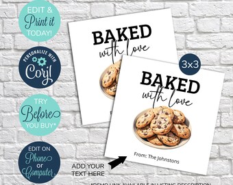 Peut inclure: Deux étiquettes cadeaux carrées imprimables de 3x3 pouces avec le texte "Baked with love" et une image de biscuits aux pépites de chocolat sur une assiette blanche. Le texte "From: The Johnstons" est en bas de l'étiquette.
