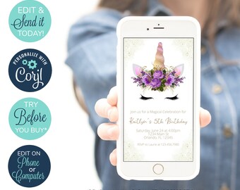 Può includere: Un invito digitale per una festa di compleanno di 5 anni con un'illustrazione di unicorno. L'invito è sullo schermo di uno smartphone e ha uno sfondo di glitter dorato. Il testo sull'invito recita "Unisciti a noi per una celebrazione magica per il 5° compleanno di Kaitlyn. Sabato 24 giugno alle 16:00 1234 Main St Orlando, FL 12345 RSVP a Laurie al 123.456.7980"