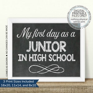 I&#39;m a Junior, First Day of High School Sign, Class of 2027, Printable First Day, Back To School Sign, First Day of School Chalkboard Sign