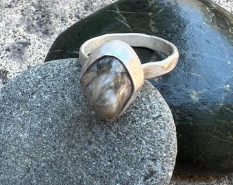 Recycled Sterling Silver Ring w/ Oregon Coast Rutilated Quartz - Size US 5.5