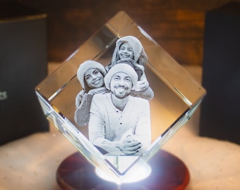 Cadeau photo personnalisé pour les Fêtes, Photo de famille dans du verre, Cadeau fait main, Cadeau personnalisé pour femme, Verre gravé au laser | Photo 3D Cristal Diamant