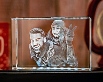 3D Laser Gifts® Individuelle Tischdekoration, personalisiertes Geschenk für ihn, individuelles Familienporträt, geätztes Glas | 3D-Fotokristall-Klassiker