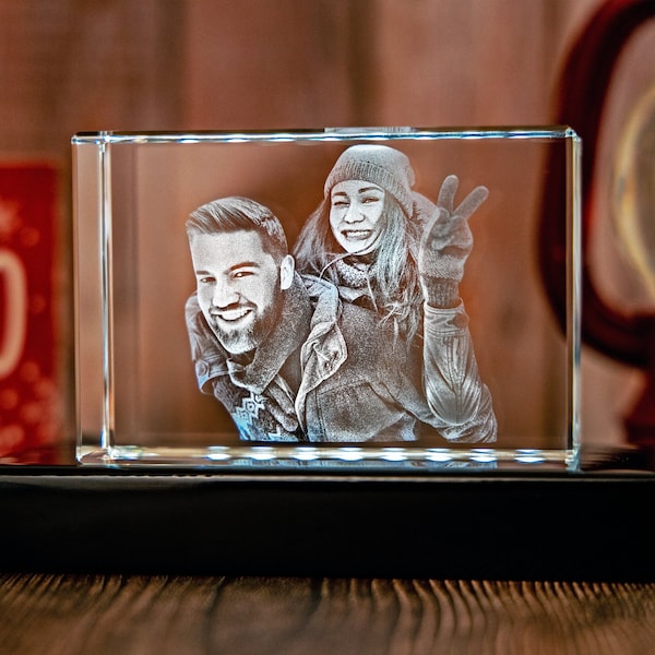 3D Laser Gifts® Custom Tabletop Decor, Personalized Gift For Him, Custom Family Portrait, Etched Glass | 3D Photo Crystal Classic