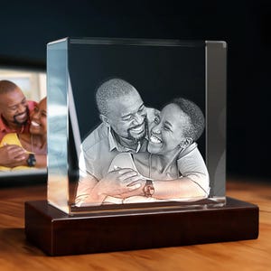 Personalized Valentine&#39;s Day Gift for Her, Bedside Tabletop Decor, 3D Picture in Glass, Photo Gift for Girlfriend | 3D Photo Crystal Square