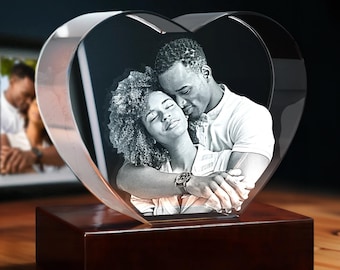 Souvenir d'anniversaire pour couple, photo personnalisée en cristal 3D, cadeau romantique avec portrait.