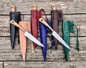 Medieval Olive Wood Handle 'HEART' eating knife
