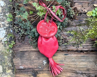 12th-17th Century Small Covered Coin Purse