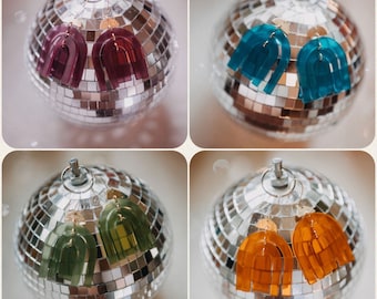 Kolczyki The Fall Matte Ellanore | Mrożone kolczyki z łukiem ciętym laserowo