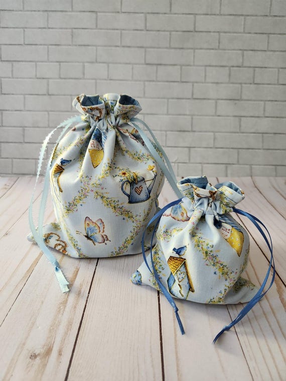 Bird Butterfly Fabric Gift Bag, Reusable Drawstring Bag, Gift Bag