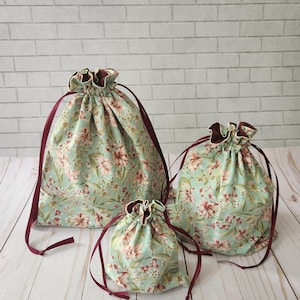 Bolsa de regalo de tela floral, bolsa reutilizable con cordón, estuche de regalo, neceser de maquillaje, bolsa forrada de tela, bolsa de regalo, estuche