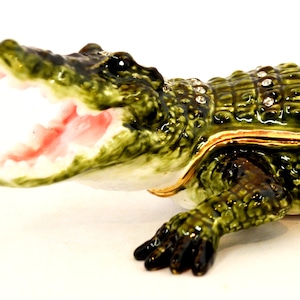 Jeweled Alligator Trinket Box by Ciel Collectables Green Hand Painted Enamel with Swarovski Crystal