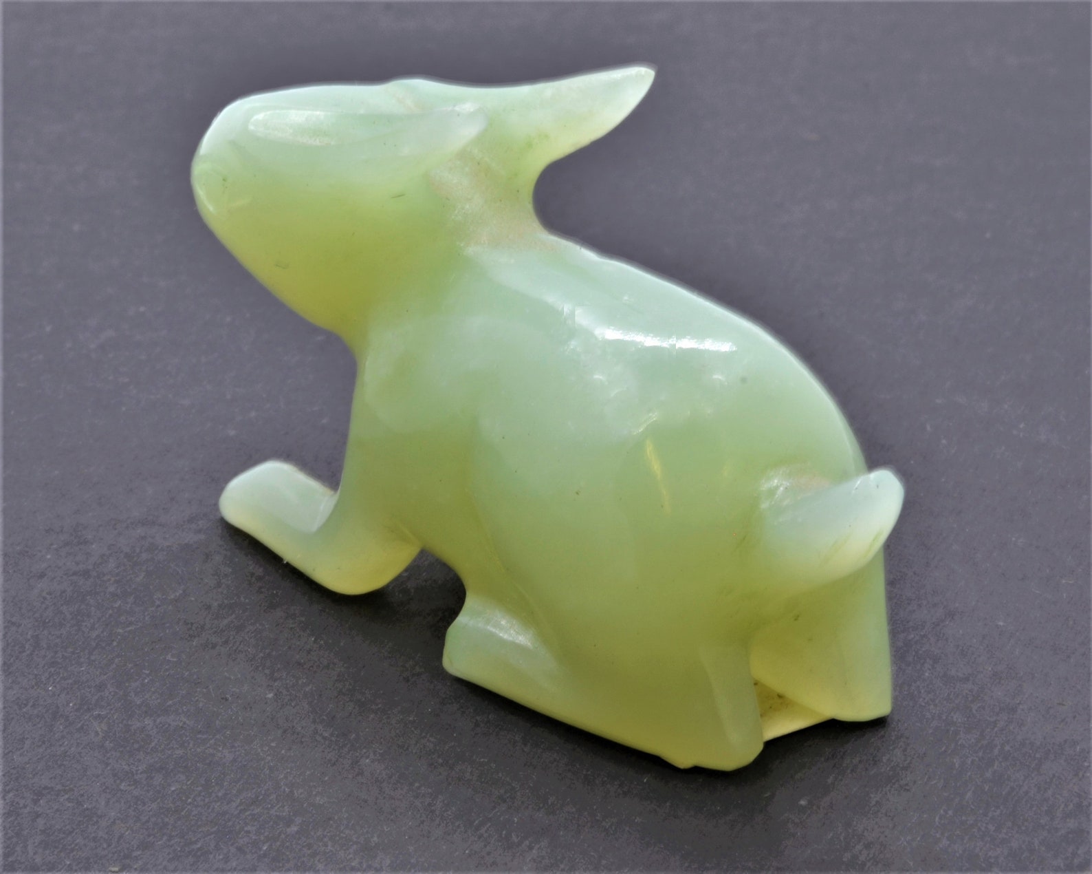 Hand Carved Jade Rabbit Figurine. Beautifully Made With Fine - Etsy