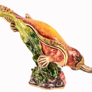 Ciel Collectables Platypus Trinket Box. Hand Painted Brown Enamel with Topaz Swarovski Crystals. Gold Plated. Free Shipping