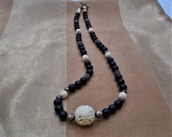 Lovely Necklace Handmade with Vintage Beads Inclu… - image 3