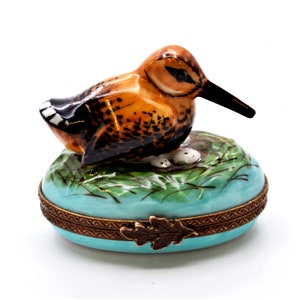 French Limoges Bird on Nest with Egg Trinket Box. Hand Painted with Lots of Details.