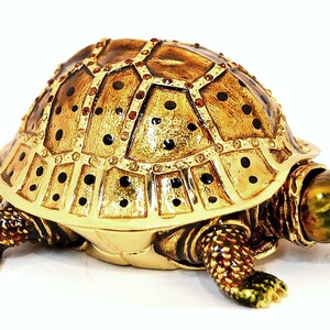 Moveable Neck Turtle Trinket Box. Hand Crafted with Swarovski Crystals & Enamel with Gold Plating. Comes in a Gift Box with Free Shipping