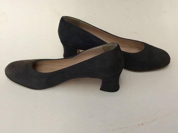 Vintage Laura Ashley pumps - image 7