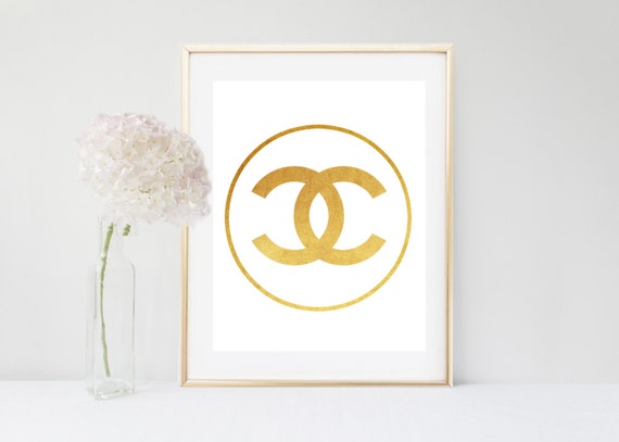 Gold Chanel Symbol, Coco Chanel Artwork, Gold Print, Printable Artwork, Coco Chanel Symbol, Electronic Down load, Gold Wall Artwork, Bed room Decor image regarding Printable Chanel Logo named Gold Chanel Emblem, Coco Chanel Artwork, Gold Print, Printable Artwork, Coco Chanel Symbol, Electronic Obtain, Gold Wall Artwork, Bed room Decor