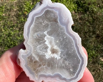 Laguna Agate From Mexico | White and Purple Laguna Agate | Laguna Agate Geode | 64mm | 117 Grams | 11501