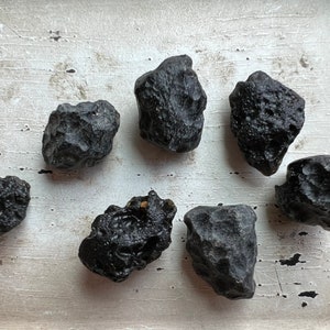 Thailand Tektites Indochinite | 20 grams | Seven (7) Tektites | You Get All | Clairvoyance | Space Gems | Small Tektites 16-21mm | 90606