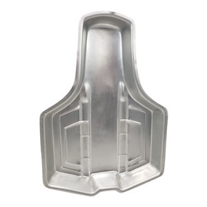 Rocket ship cake pan deals