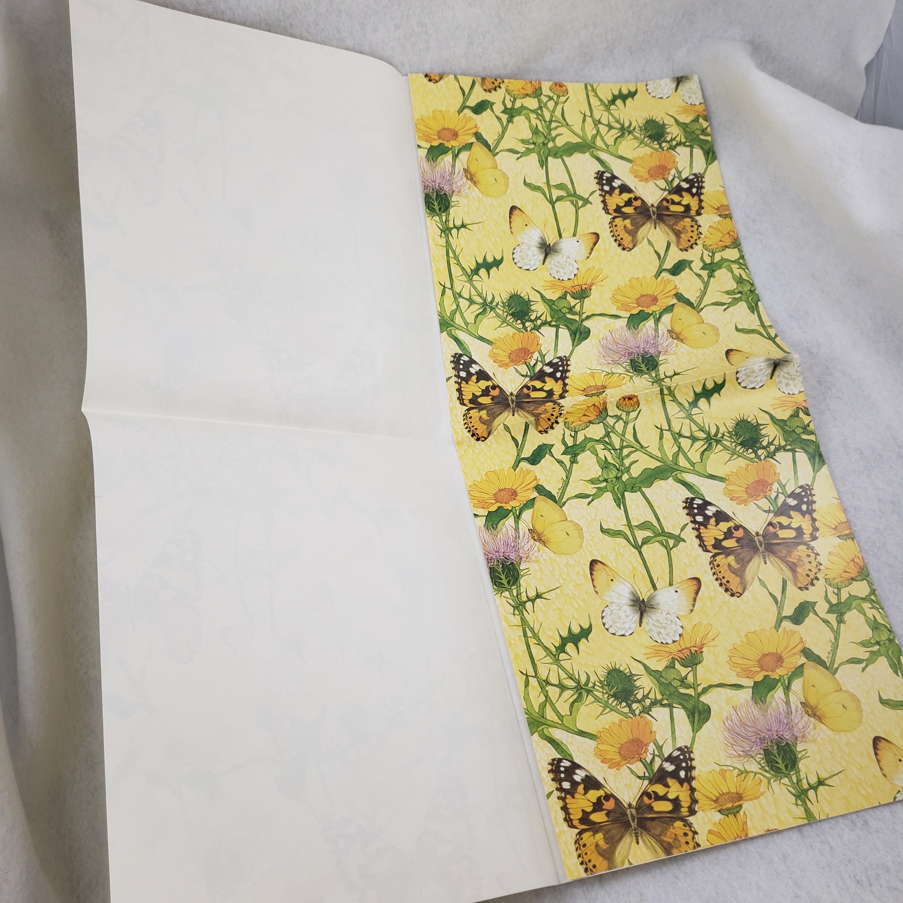 VTG Hallmark Flat Fold Gift Wrap Spring Pastel Roses Flowers Wrapping Paper  2pc