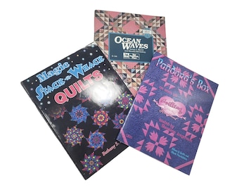 Lote com 3 livros vintage de quilting, padrão de colcha com ondas do mar, livro de colchas com tema de caixa de Pandora, colchas mágicas empilháveis e rebatíveis, lote com padrões de colchas de patchwork