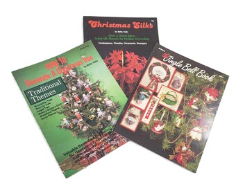 3 livrets d'artisanat de conception florale de Noël vintage, arrangement floral en soie, ornements vintage et taille d'arbre. Créations manuelles de Jingle Bells, kitsch de Noël