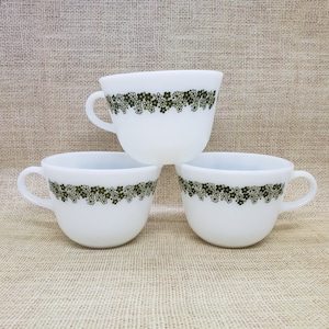 3 Pyrex Spring Blossom Mugs, Flower Print Pyrex Cups, White Green Flower Pyrex, Crazy Daisy, Pyrex Corelle Compatibles, Milk Glass Mugs Set