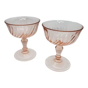 2 Vintage Arcoroc France Luminarc Rosaline Champagne Glasses, Pink Swirl Glass Champagne Glasses, Light Pink Glass, Made in France