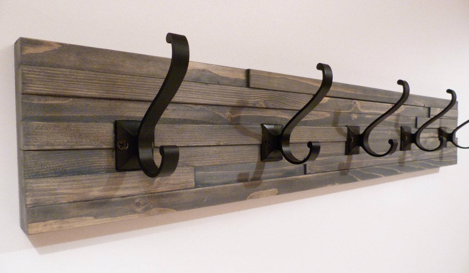 Porte Manteau Moderne et Rustique de Hall d'entrée, Couloir ou Vestiaire 30 Pouces/5 Crochets Noirs