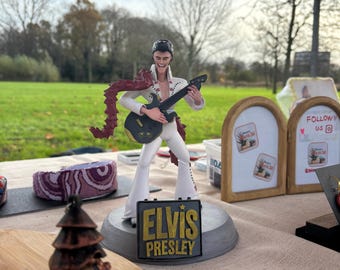 Elvis Presley 3D Cartoon Figure - Hand-Painted Unique Gift - Iconic Rock 'n' Roll Collectible for Fans