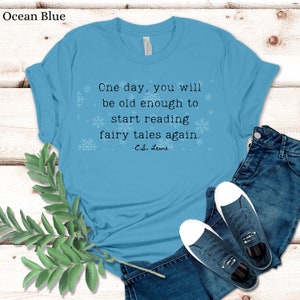 C.S.Lewis Zitat Shirt, Beginnen Sie wieder Märchen zu lesen, Chroniken von Narnia T-Shirt, Aslan Löwe Hexengarderobe, C.S.Lewis T-Shirt ohne Licht Post