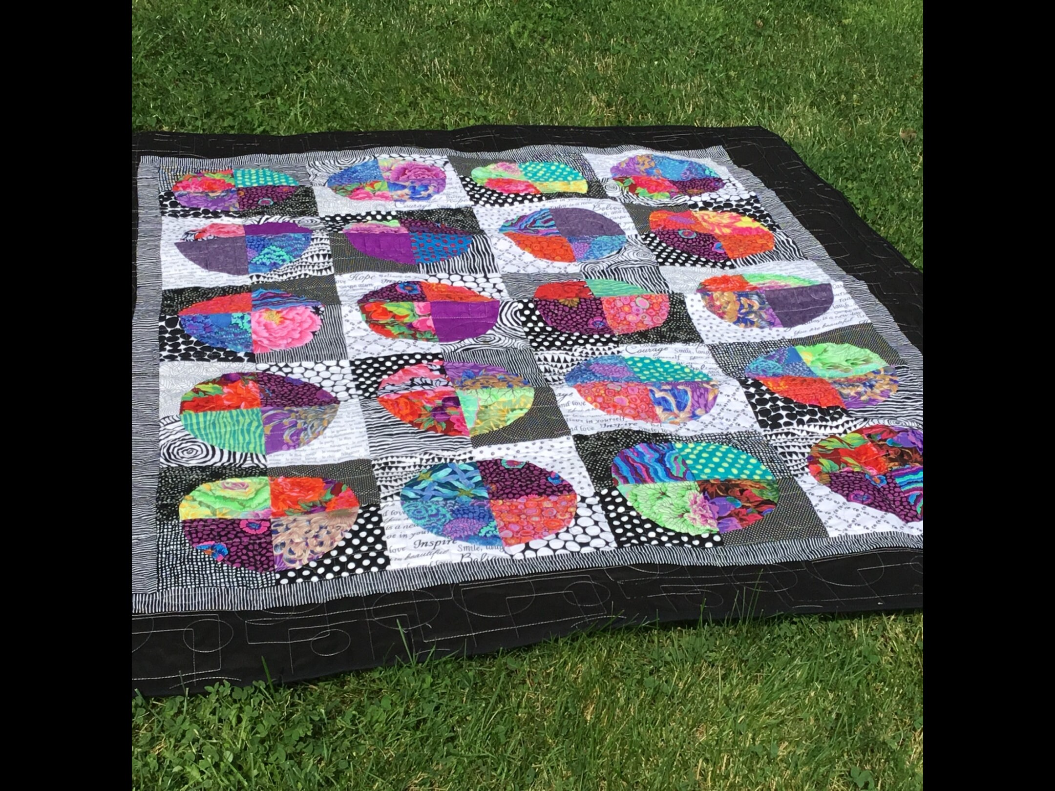 Traditional Drunkarts Path Quilt Pattern Untraditional Kaffe Fassett traditional-drunkarts-path-quilt-pattern-untraditional-kaffe-fassett