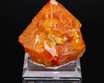 Scheelite, Mt Xuebaoding, Pingwu Co., Mianyang, Sichuan, China
