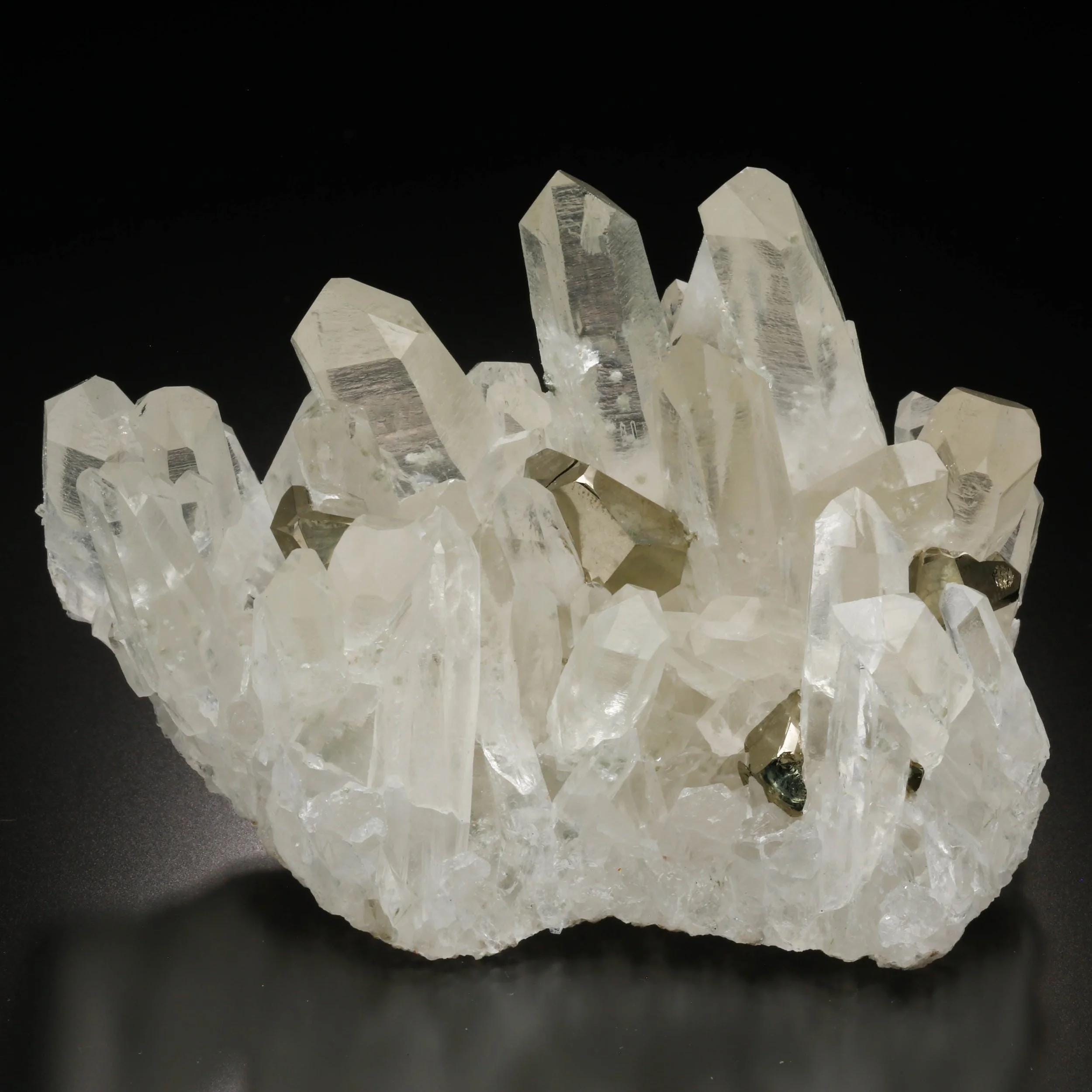 Quartz, Pyrite, Spruce Ridge, Snoqualmie Dist., King Co., Washington ...