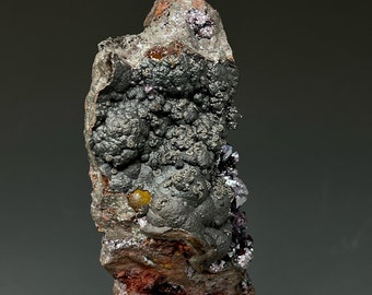 Cuprite, Luifengshan mine, Guichi District, Chizhou, Anhui Province, China