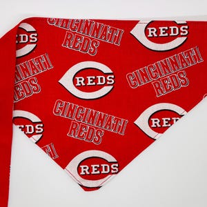 Bandana para cachorro do Cincinnati Reds