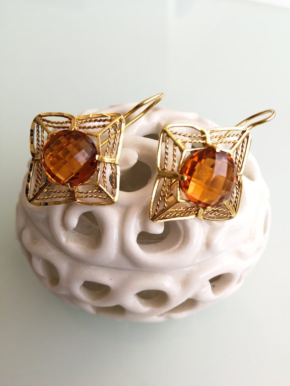 Topium stone earrings. Antique earrings. Vintage e