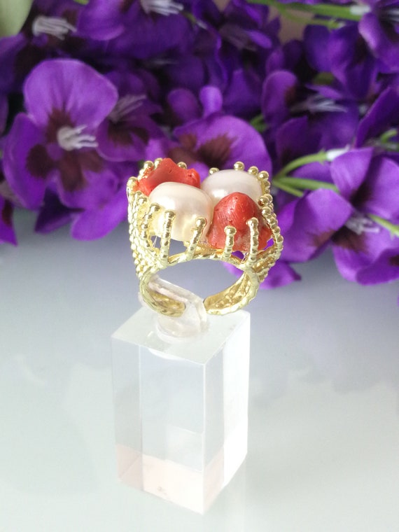 Dulong Fine Jewelry Small Pacific 18K Gold Ring w. Coral – The Jewellery  Room