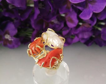 Natural red coral and natural baroque white pearl ring. Multi-stone ring.