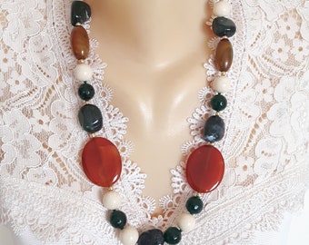 Semi-precious stone necklace, agate necklace, vintage necklace