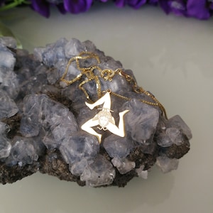 Sicily Trinacria necklace in 925 silver with gold plating, unisex necklace, Sicilian necklace.