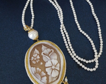 Original shell cameo necklace with natural white pearls. Sardonic cameo.