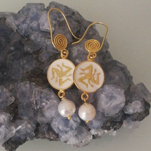 Trinacria Sicily earrings. Sicilian earrings enameled brass. Sicilian jewelry.