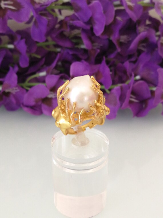 Anello con perla naturale barocca maxi.Stile Liberty